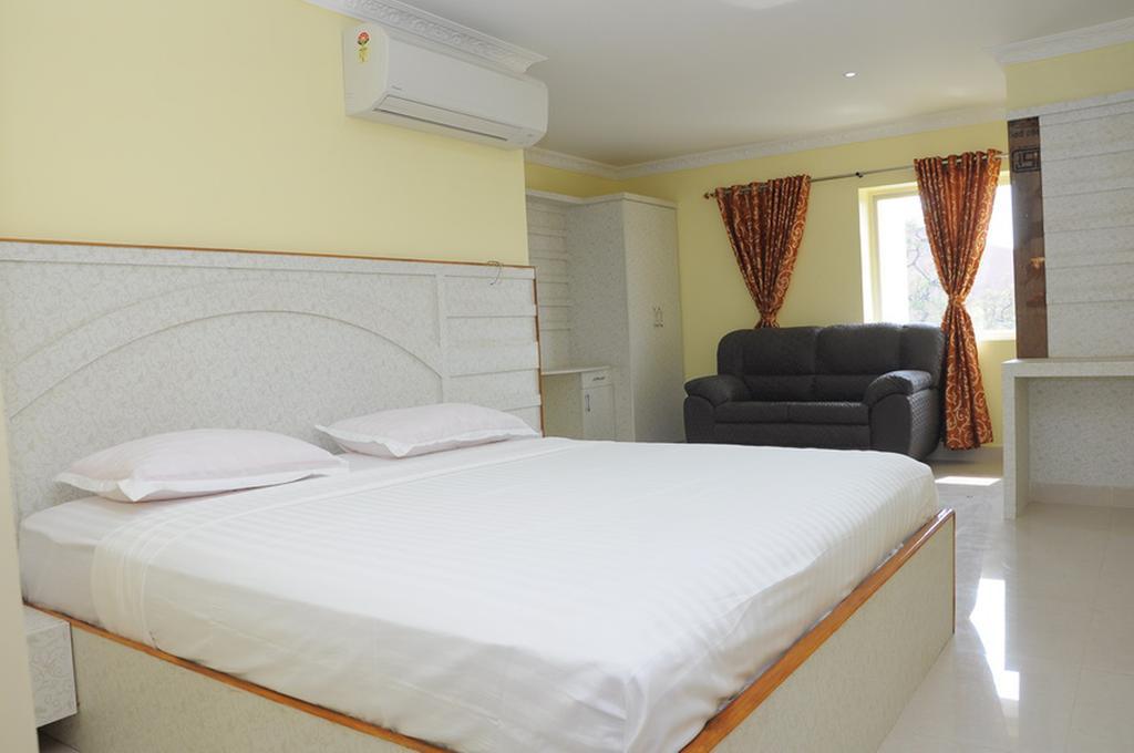 Hariharan Residency - Poonamallee Hotel Chennai
