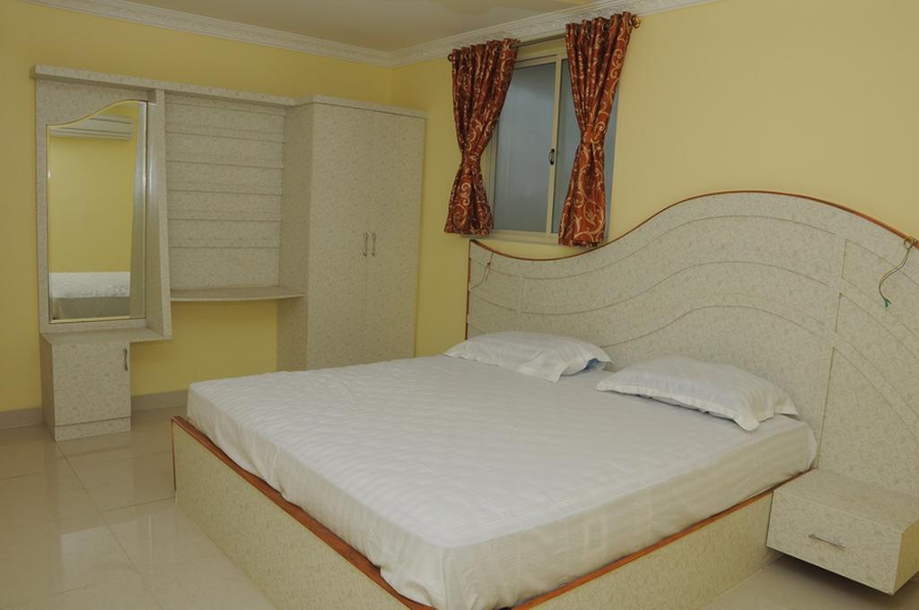 Hariharan Residency - Poonamallee Hotel 2*
