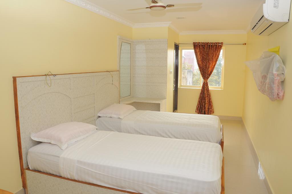 Hotel Hariharan Residency - Poonamallee 2*