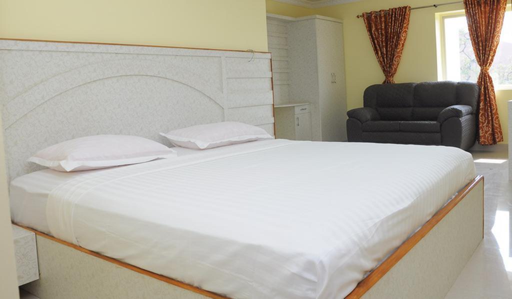Hotel Hariharan Residency - Poonamallee